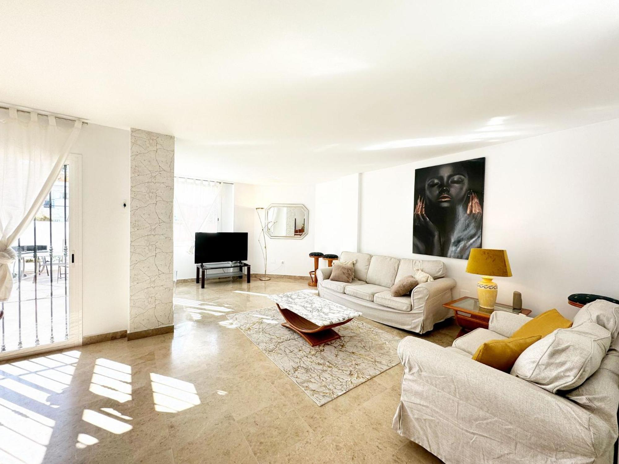 Marbella, Nueva Andalucia, 3 Floors, Pool * Marbellac
